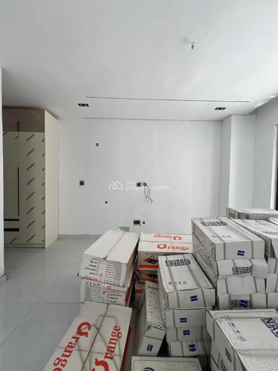 Magnificent 3 Bedroom Apartment with Swimming Pool, Gym, 2 Elevators, Lekki Phase 1, Lekki, Lagos, House for Sale