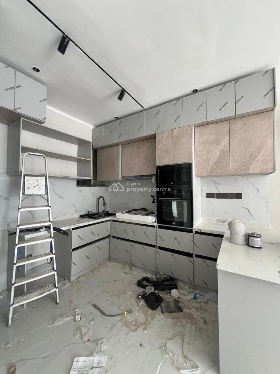 Magnificent 3 Bedroom Apartment with Swimming Pool, Gym, 2 Elevators, Lekki Phase 1, Lekki, Lagos, House for Sale