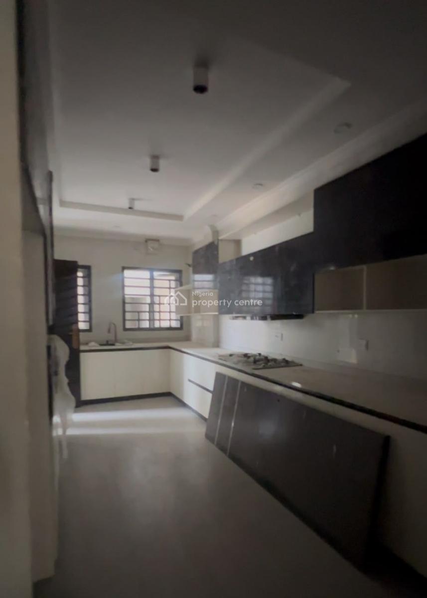 Brand New 4-bedroom Apartment with Bq, Off Admiralty Way, Lekki Phase 1, Lekki, Lagos, Flat / Apartment for Rent