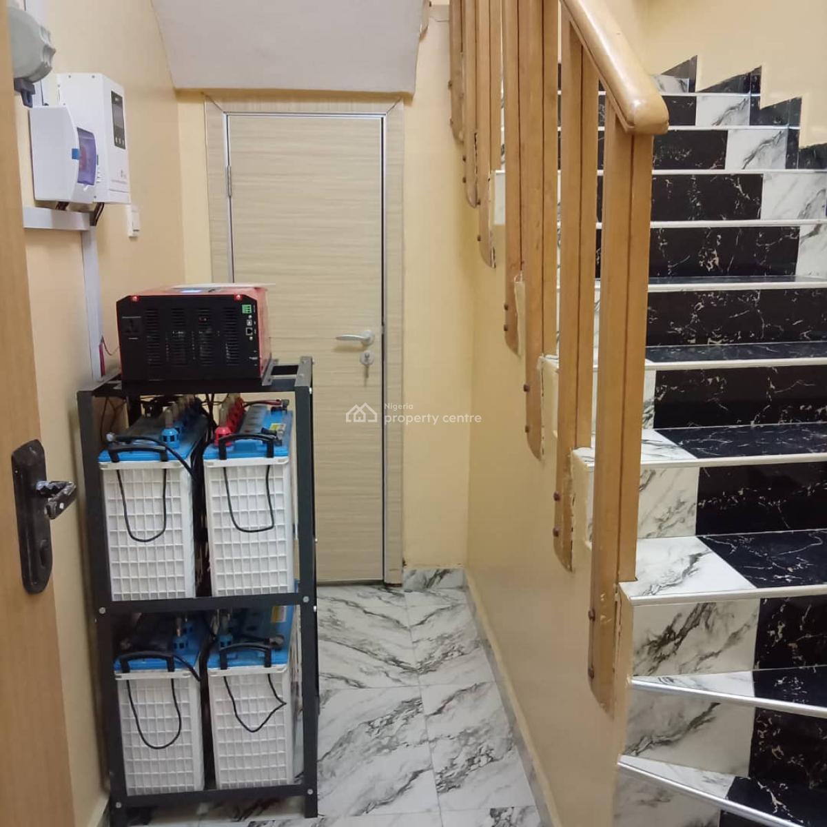 3-bedroom Terrace (2 Baths) with 2-room Bq and Private Backyard, Willems Court, Oniru, Victoria Island (vi), Lagos, Flat / Apartment for Rent