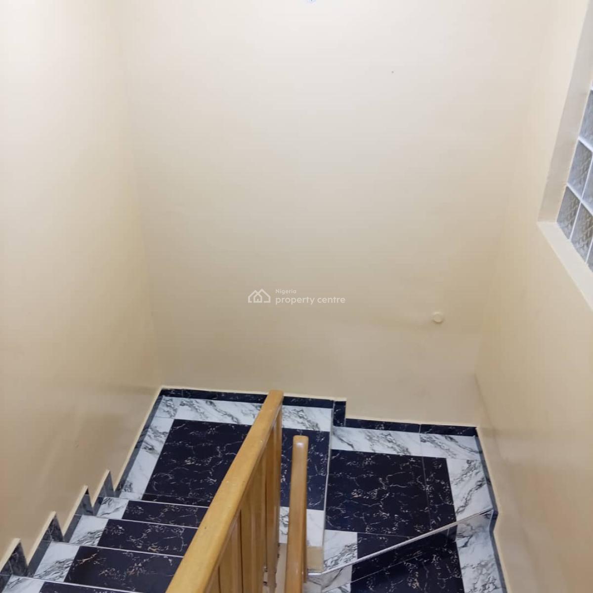 3-bedroom Terrace (2 Baths) with 2-room Bq and Private Backyard, Willems Court, Oniru, Victoria Island (vi), Lagos, Flat / Apartment for Rent