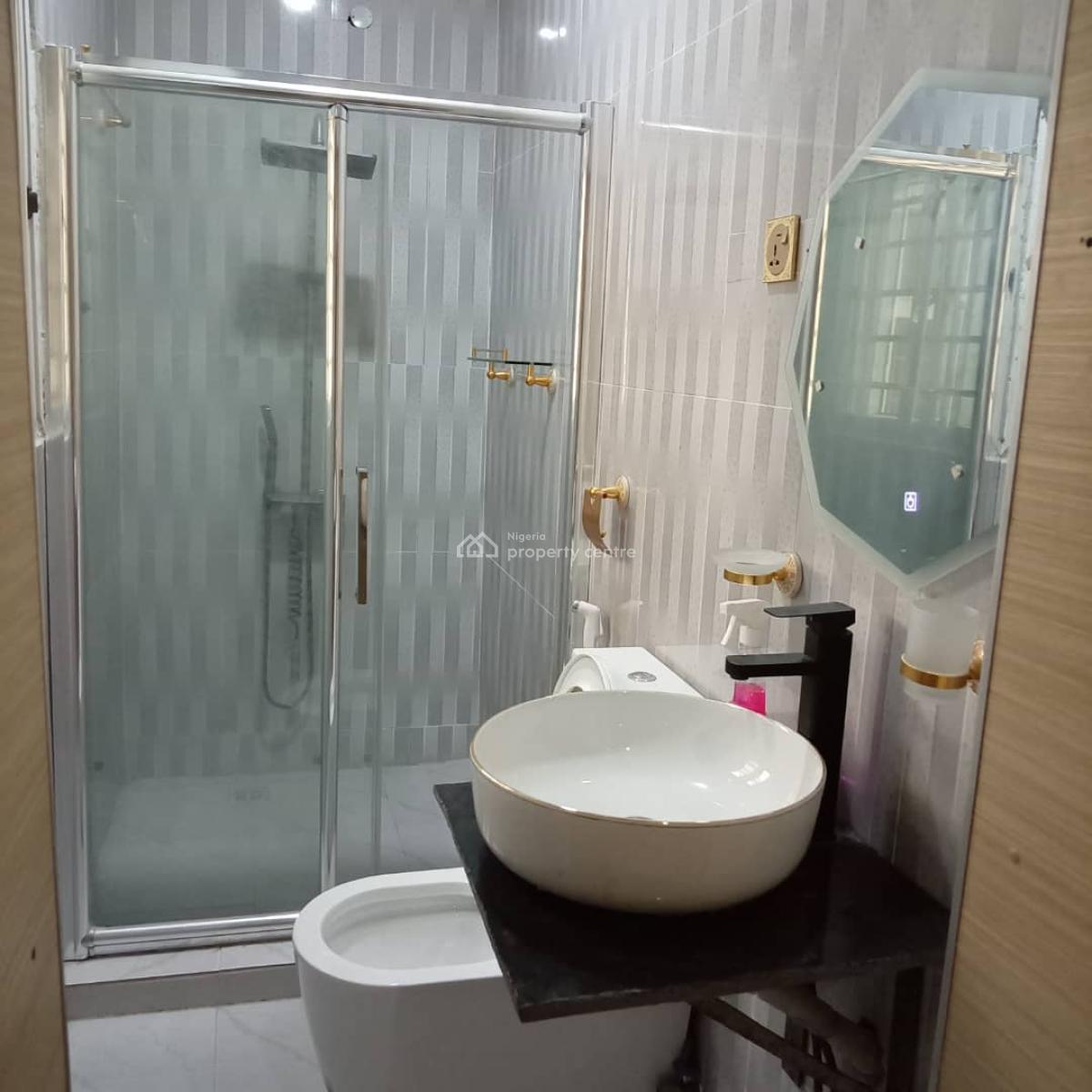 3-bedroom Terrace (2 Baths) with 2-room Bq and Private Backyard, Willems Court, Oniru, Victoria Island (vi), Lagos, Flat / Apartment for Rent