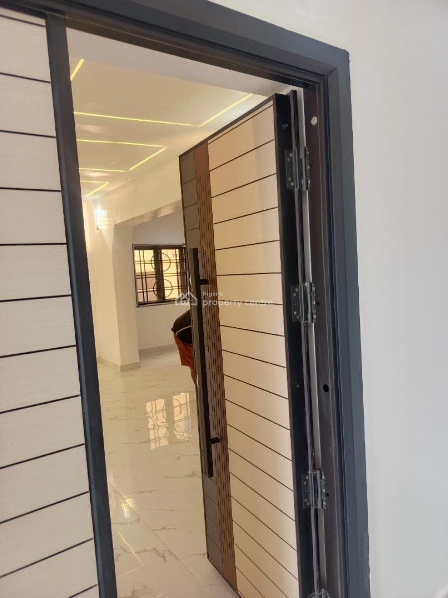 4 Bedroom Penthouse Duplex with Security House and Study Room, Federal Housing Axis, Lugbe District, Abuja, Detached Duplex for Sale