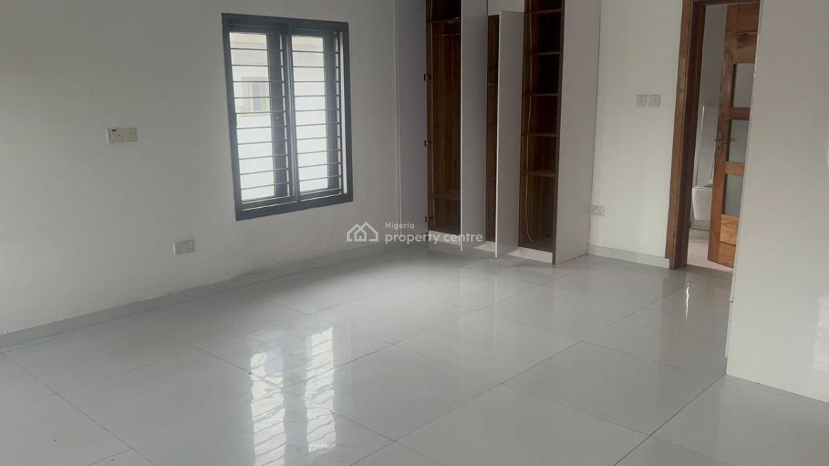 Elegantly Built 5bedrooms Detached Duplex with 2-rooms Bq & Generator, Lekki Phase 1 Off Admiralty Way, Lekki, Lagos, Detached Duplex for Rent