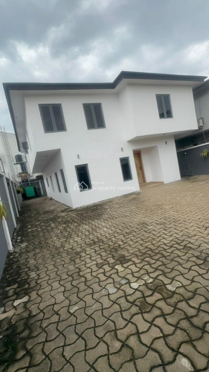 Elegantly Built 5bedrooms Detached Duplex with 2-rooms Bq & Generator, Lekki Phase 1 Off Admiralty Way, Lekki, Lagos, Detached Duplex for Rent