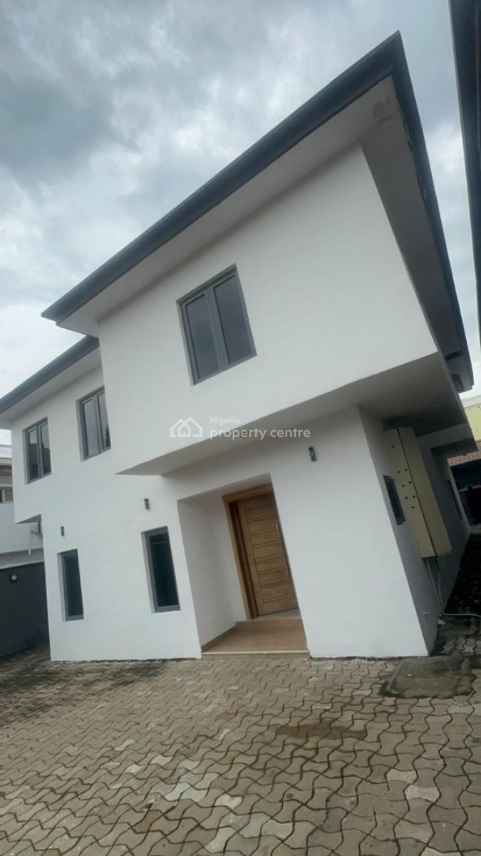 Elegantly Built 5bedrooms Detached Duplex with 2-rooms Bq & Generator, Lekki Phase 1 Off Admiralty Way, Lekki, Lagos, Detached Duplex for Rent
