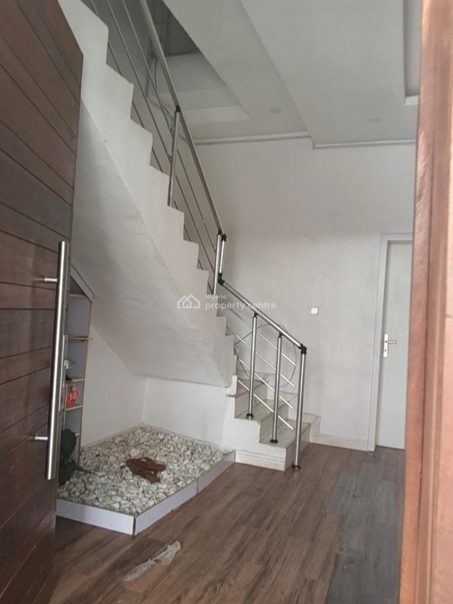 Clean 3bedroom Terrace Duplex in a Secured Estate, Ikota, Lekki, Lagos, Terraced Duplex for Rent