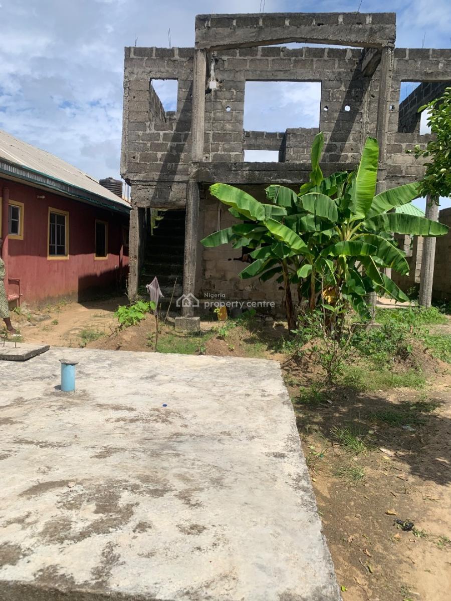 Super Distress Property 3bed Flat Upstairs &downfloor (cacass ), Iposhe Estate ,magbon ,badagry Express Way,lagos,nigeria, Magbon, Badagry, Lagos, Block of Flats for Sale