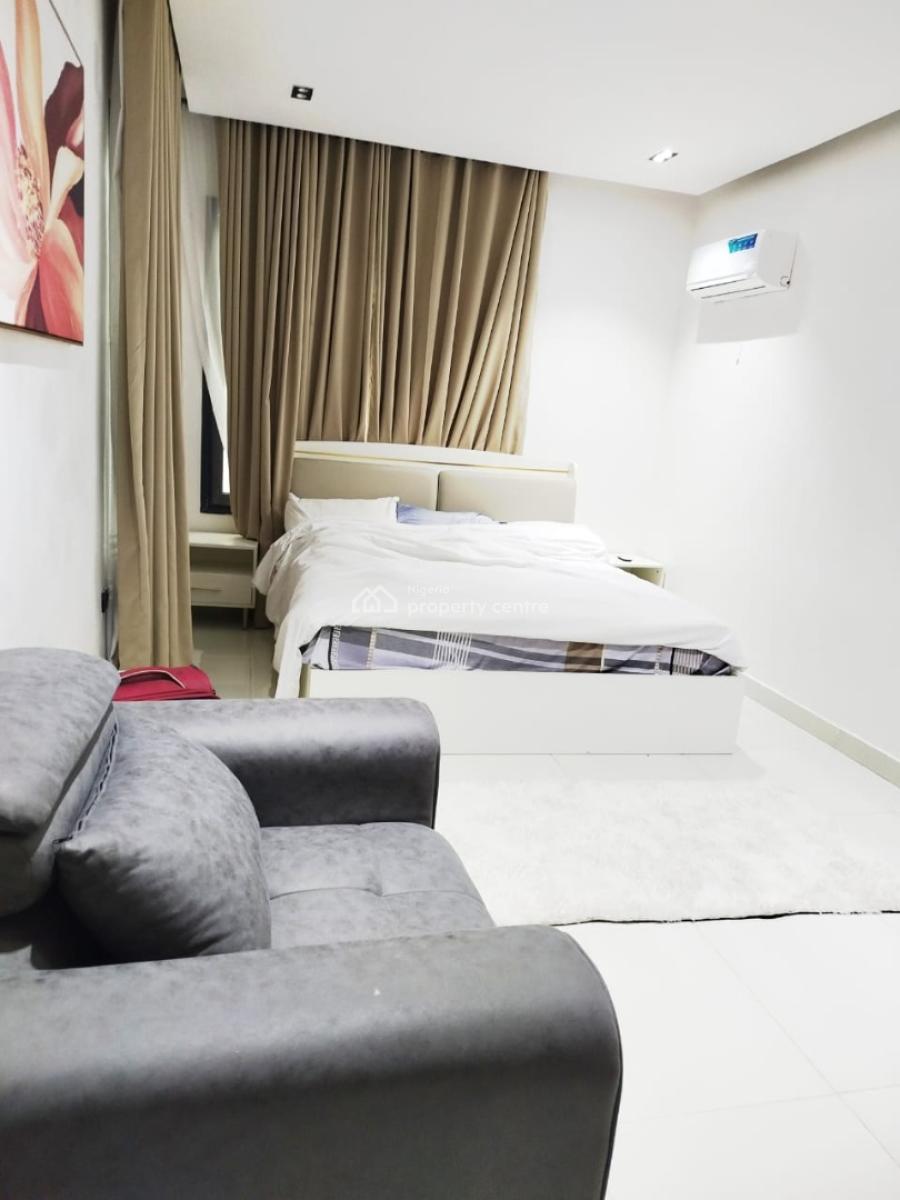 2 Bedroom Apartment with Pool, Gym, and Elevator, Freedom Way, Lekki Phase 1, Lekki, Lagos, Block of Flats for Sale