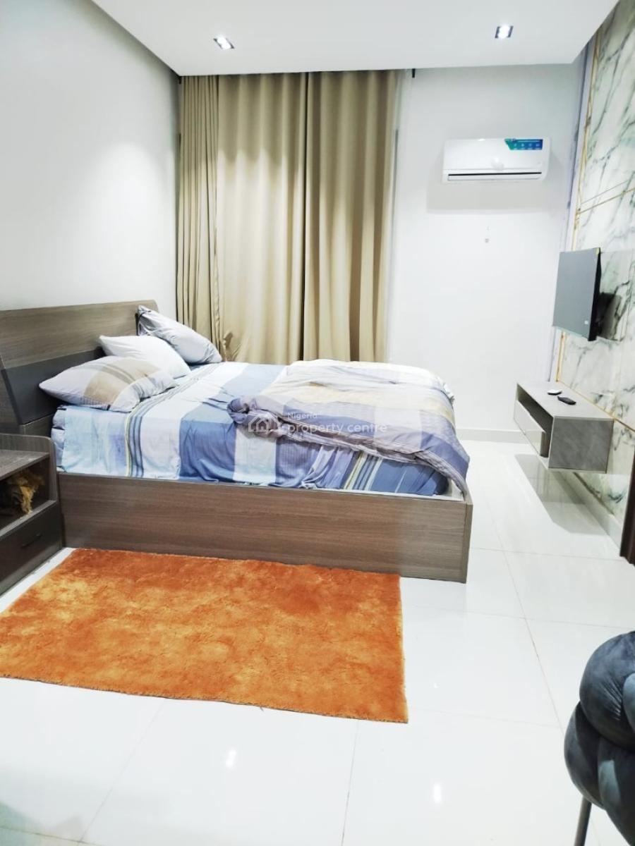 2 Bedroom Apartment with Pool, Gym, and Elevator, Freedom Way, Lekki Phase 1, Lekki, Lagos, Block of Flats for Sale