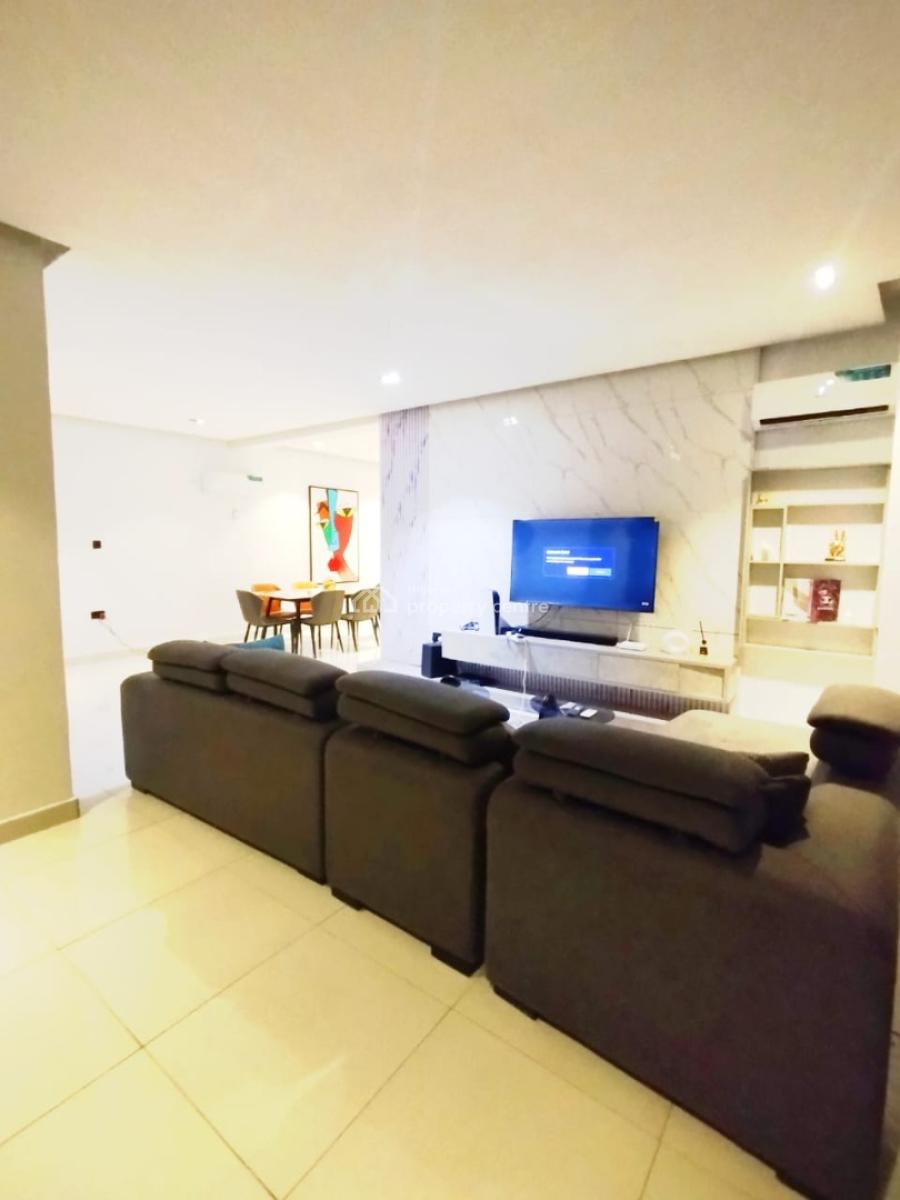 2 Bedroom Apartment with Pool, Gym, and Elevator, Freedom Way, Lekki Phase 1, Lekki, Lagos, Block of Flats for Sale