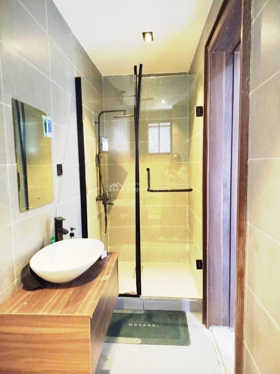 2 Bedroom Apartment with Pool, Gym, and Elevator, Freedom Way, Lekki Phase 1, Lekki, Lagos, Block of Flats for Sale
