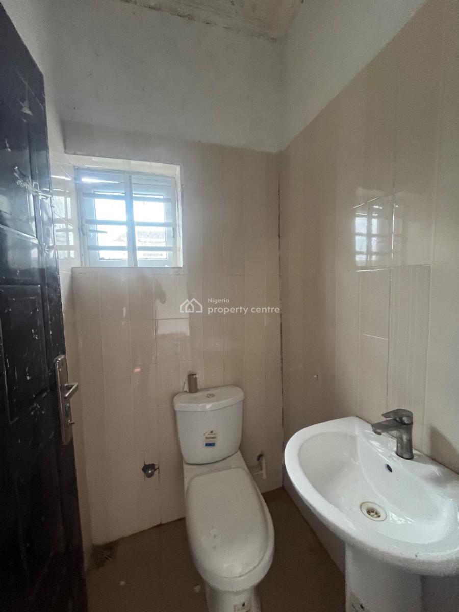 2bedroom Flat, Avally Estate, Sangotedo, Ajah, Lagos, Flat / Apartment for Rent