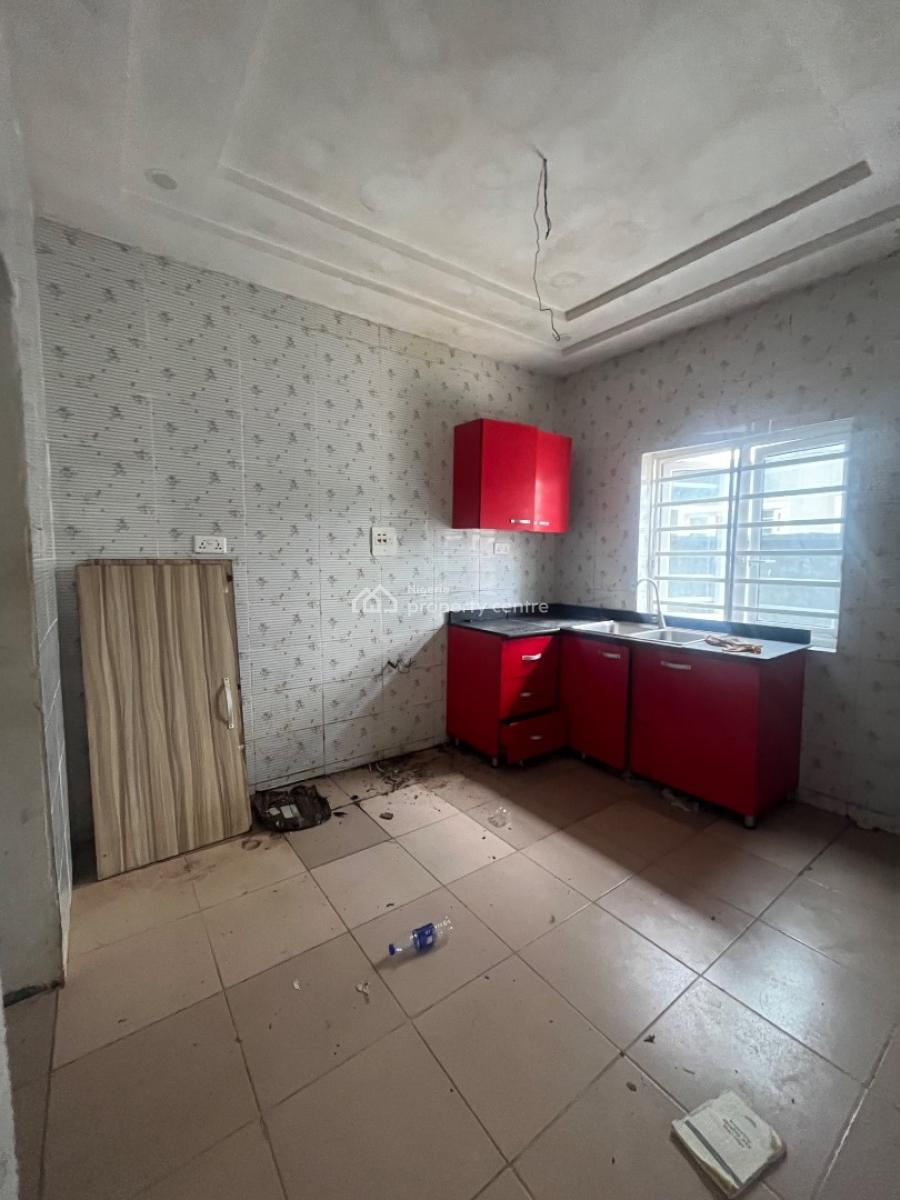 2bedroom Flat, Avally Estate, Sangotedo, Ajah, Lagos, Flat / Apartment for Rent