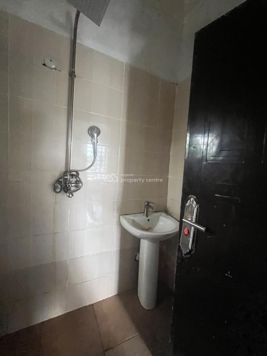 2bedroom Flat, Avally Estate, Sangotedo, Ajah, Lagos, Flat / Apartment for Rent