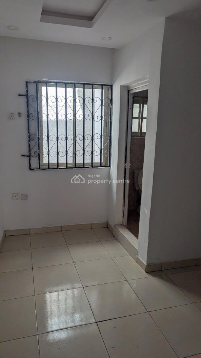 3 Bedroom Bungalow with Bq, Abraham Adesanya Estate, Ajah, Ajah, Lagos, Semi-detached Bungalow for Rent