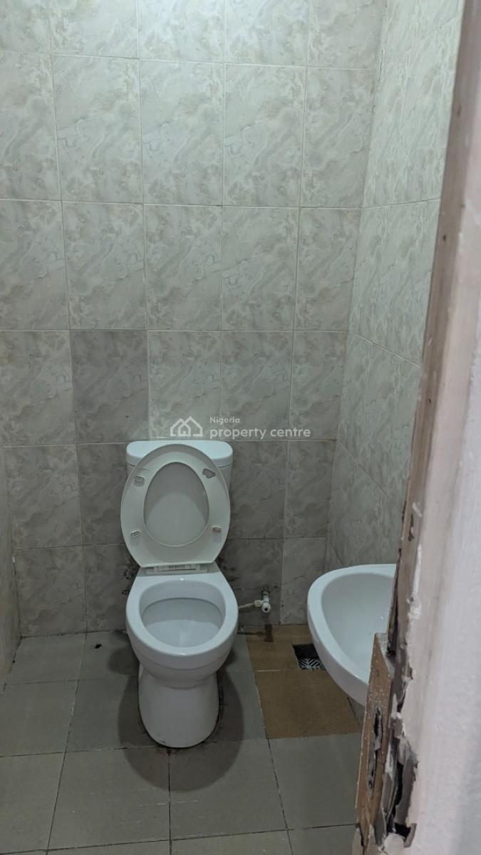 3 Bedroom Bungalow with Bq, Abraham Adesanya Estate, Ajah, Ajah, Lagos, Semi-detached Bungalow for Rent