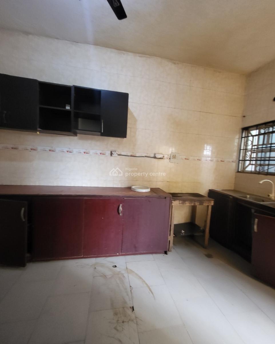 Luxurious Massive 3bedroom Flat, By American International School, Durumi, Abuja, Flat / Apartment for Rent