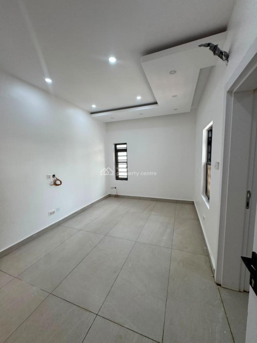 a Newly Built 4bedrooms Terrace Duplex with a Private Compound &bq, Guzape, Guzape District, Abuja, Terraced Duplex for Rent