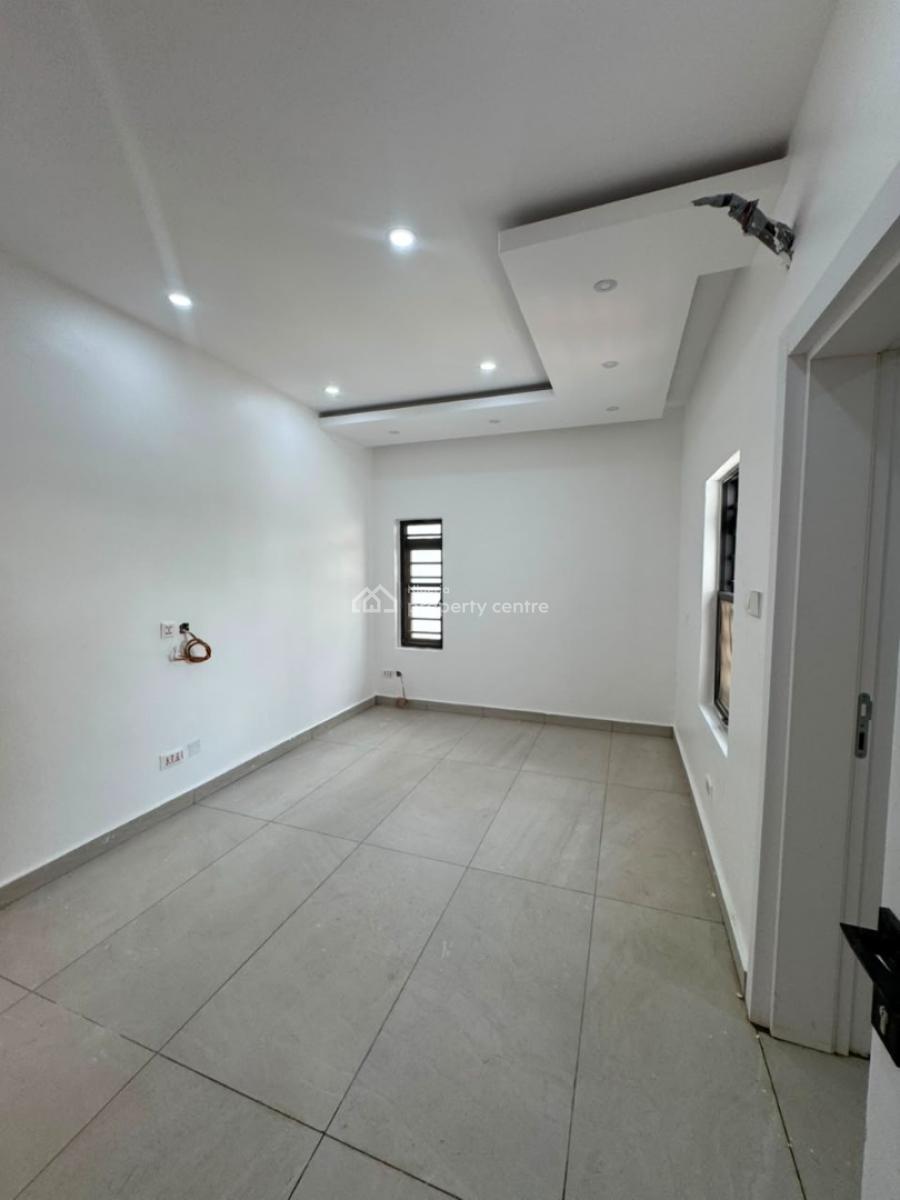 a Newly Built 4bedrooms Terrace Duplex with a Private Compound &bq, Guzape, Guzape District, Abuja, Terraced Duplex for Rent