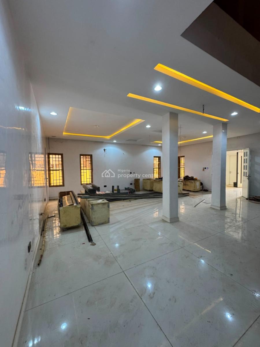 a Contemporary 5bedroom Fully Detached Duplex with Bq &3 Sitting Room, Guzape, Guzape District, Abuja, House for Sale