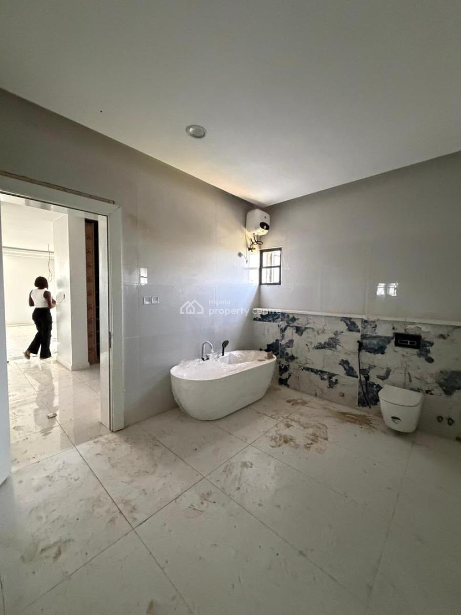 a Contemporary 5bedroom Fully Detached Duplex with Bq &3 Sitting Room, Guzape, Guzape District, Abuja, House for Sale