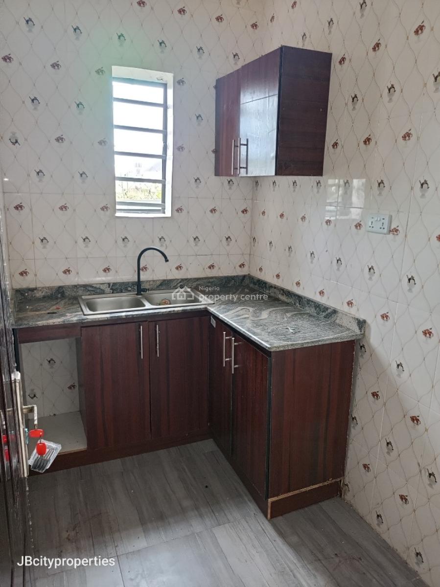 Sharp 1 Bedroom Apartment, Ogombo, Ogombo, Ajah, Lagos, Mini Flat (room and Parlour) for Rent