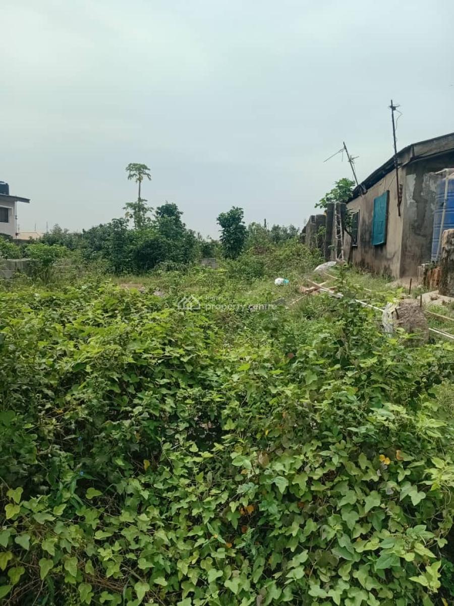 a Plot of Land Available, Okeriya Jumofak Bus Stop, Ikorodu, Lagos, Ikorodu, Lagos, Residential Land for Sale