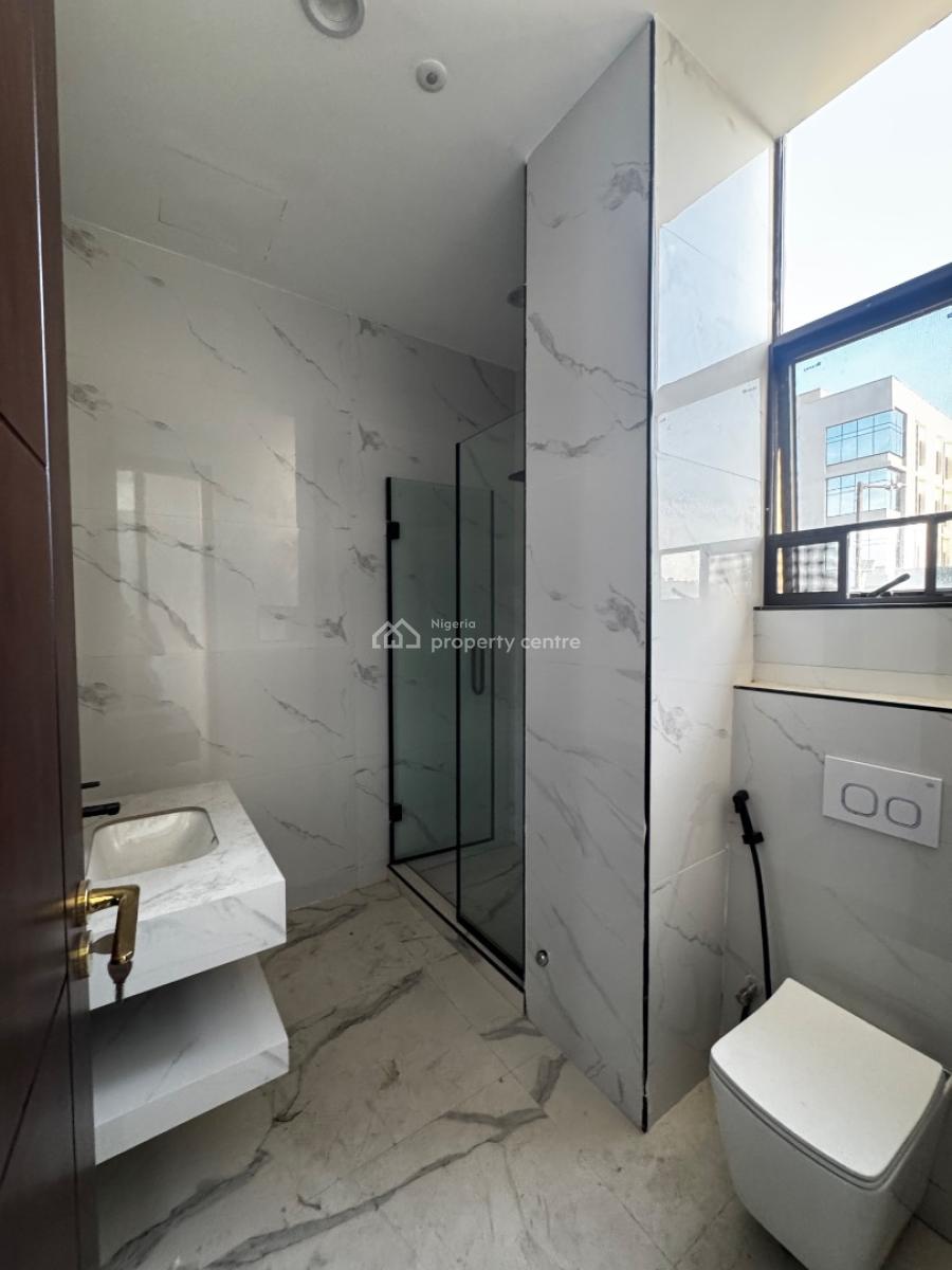 Newly Built 3 Bedrooms with 1 Room Bq, Lekki Phase 1, Lekki, Lagos, Flat / Apartment for Rent