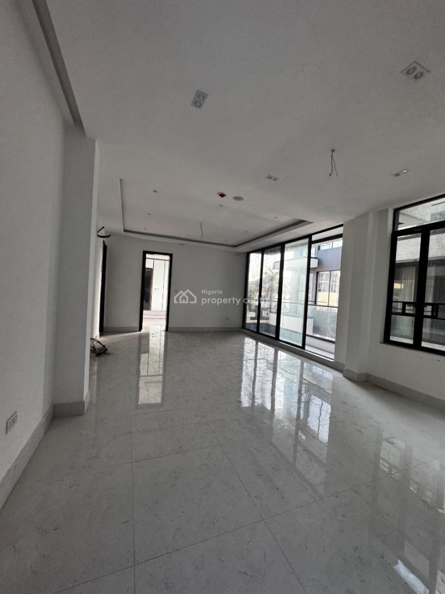 Newly Built 3 Bedrooms with 1 Room Bq, Lekki Phase 1, Lekki, Lagos, Flat / Apartment for Rent