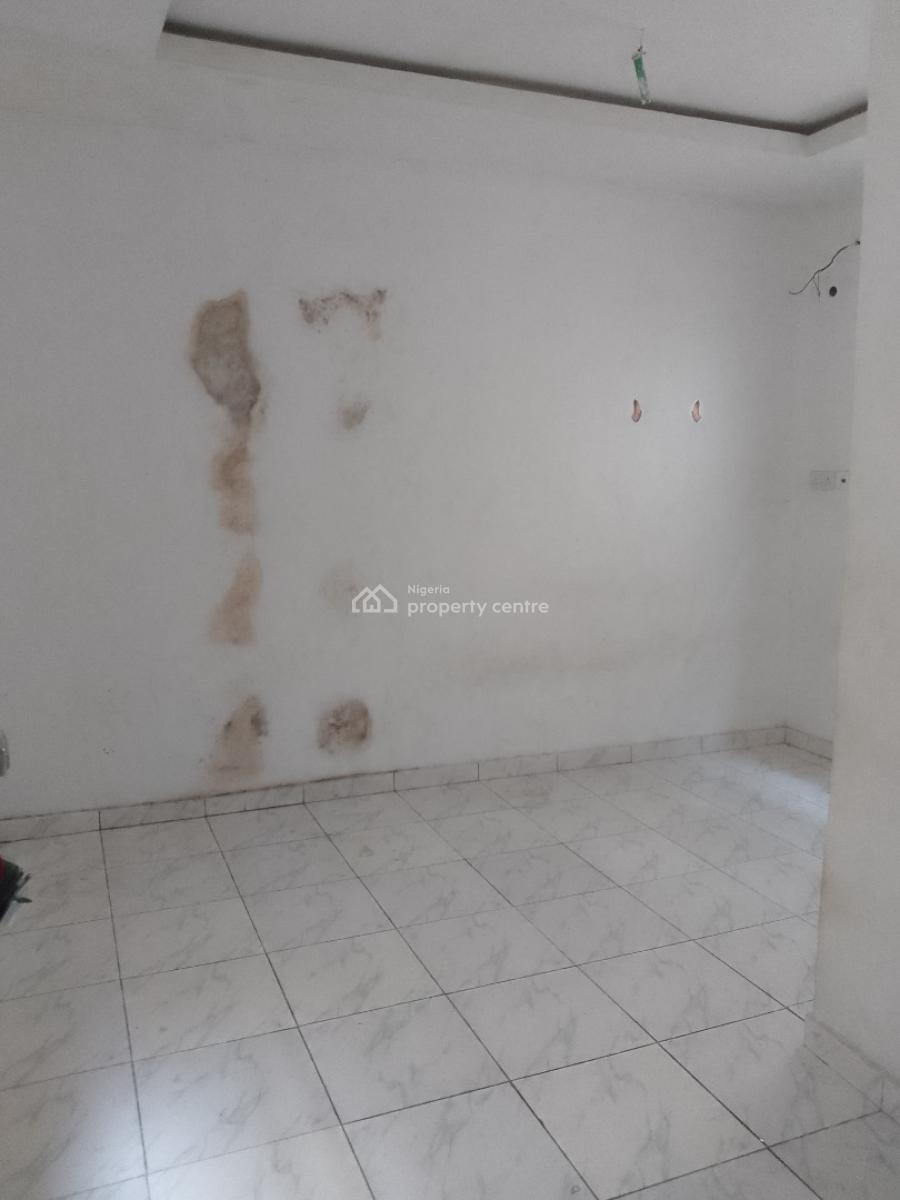 Very Spacious Room and Parlour, Ilaje Mobile Road, Ajah, Lagos, Mini Flat (room and Parlour) for Rent