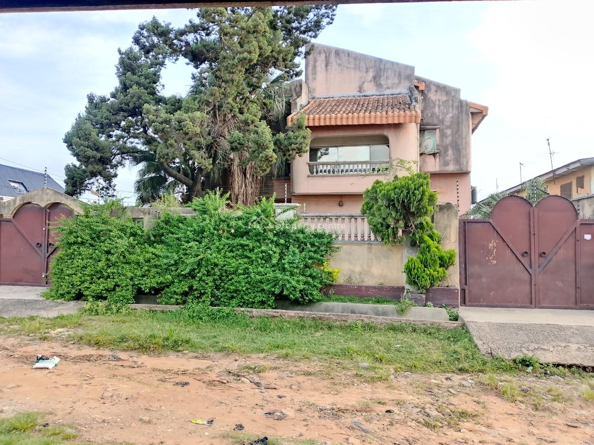 Standard 6 Bedroom Duplex, Oshifeso Street Ikotun-egbe Off Isolo/ikotu Road Lagos, Ikotun, Lagos, Detached Duplex for Sale