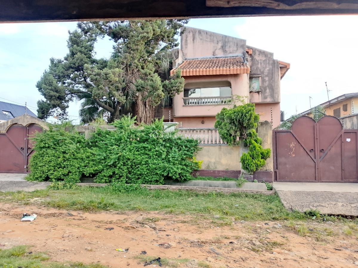 Standard 6 Bedroom Duplex, Oshifeso Street Ikotun-egbe Off Isolo/ikotu Road Lagos, Ikotun, Lagos, Detached Duplex for Sale