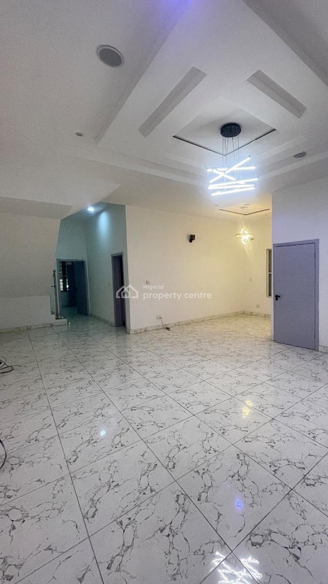 Contemporary Style  4 Bedroom Semi Detached  with Bq, in a Code in / Code Out / Secure Estate at Eleganza, Lekki, Lagos, Semi-detached Duplex for Sale