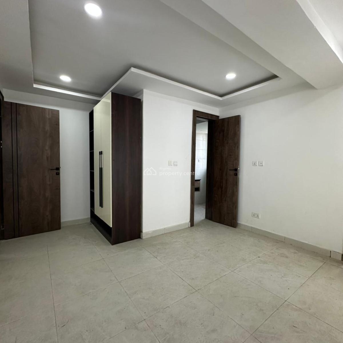 Spacious 2 Bedroom Apartment with Elevators, Ikate, Ikate, Lekki, Lagos, Flat / Apartment for Sale
