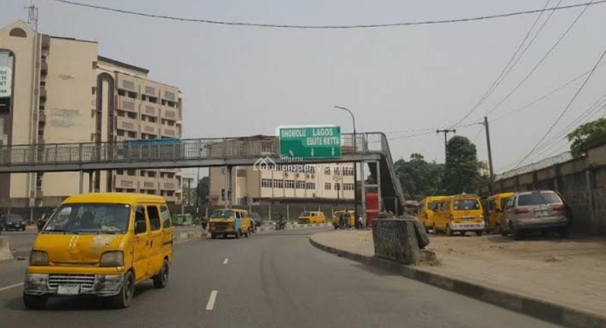 Massive 7700sqm Plot of Land in a Descent Area (dealing with Mandate), Yaba, Lagos, Land for Sale
