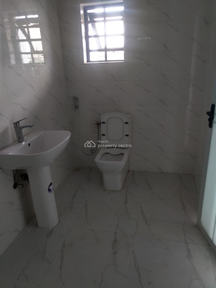 2 Bedroom, Omole Phase 1, Ojodu Berger, Ojodu, Lagos, Terraced Duplex for Rent