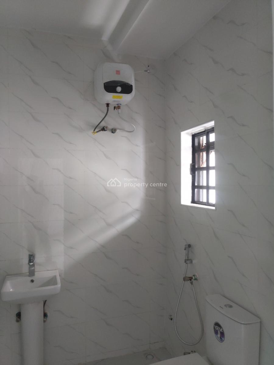 2 Bedroom, Omole Phase 1, Ojodu Berger, Ojodu, Lagos, Terraced Duplex for Rent
