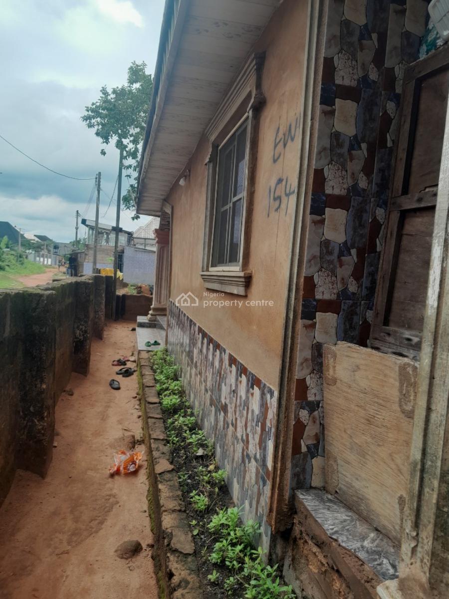 3 Bedroom Bungalow on a 50ft By 100ft Land, Osagie Street, Aruogba Community, Airport Road Gra, Benin, Oredo, Edo, House for Sale