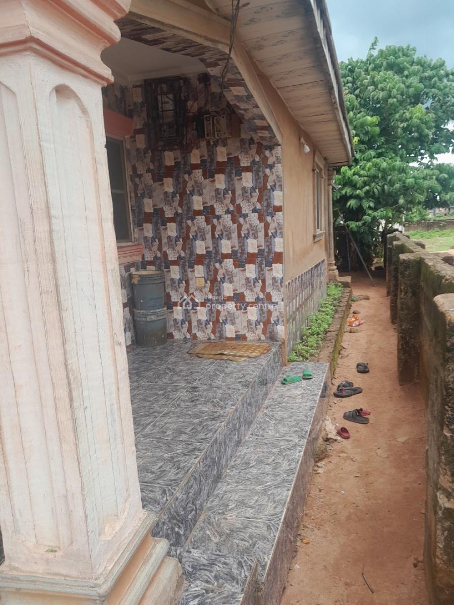 3 Bedroom Bungalow on a 50ft By 100ft Land, Osagie Street, Aruogba Community, Airport Road Gra, Benin, Oredo, Edo, House for Sale