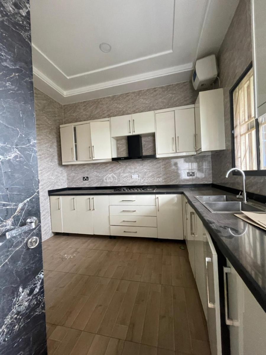 Well Built 3 Bedroom Flat with Air-conditioners in Lovely Estate, Jahi By Aduvie School, Jahi, Abuja, Flat / Apartment for Rent