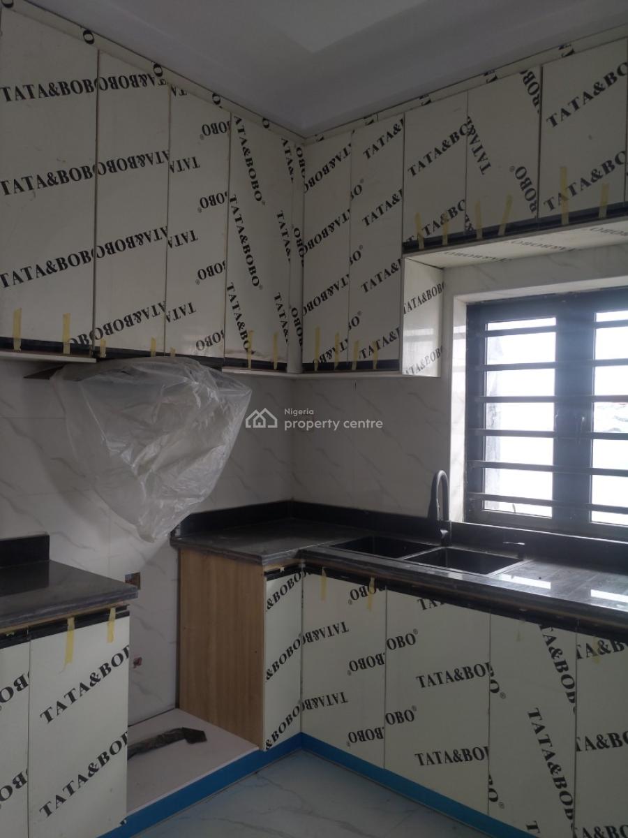 3 Bedroom Luxury Duplex, Omole Phase 1, Ojodu Berger, Ojodu, Lagos, Terraced Duplex for Rent