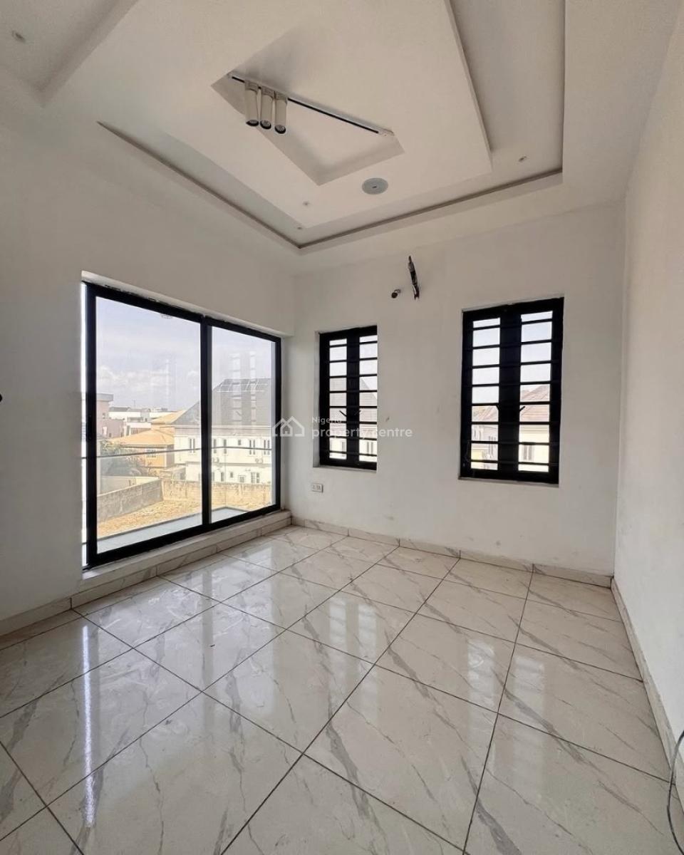 2bedroom Apartment, Ologolo, Lekki, Lagos, Flat / Apartment for Rent