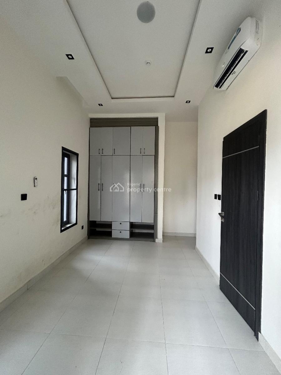 Newly Built 2bedroom Apartment with Bq & Elevator, Lekki Phase 1, Lekki, Lagos, Flat / Apartment for Rent