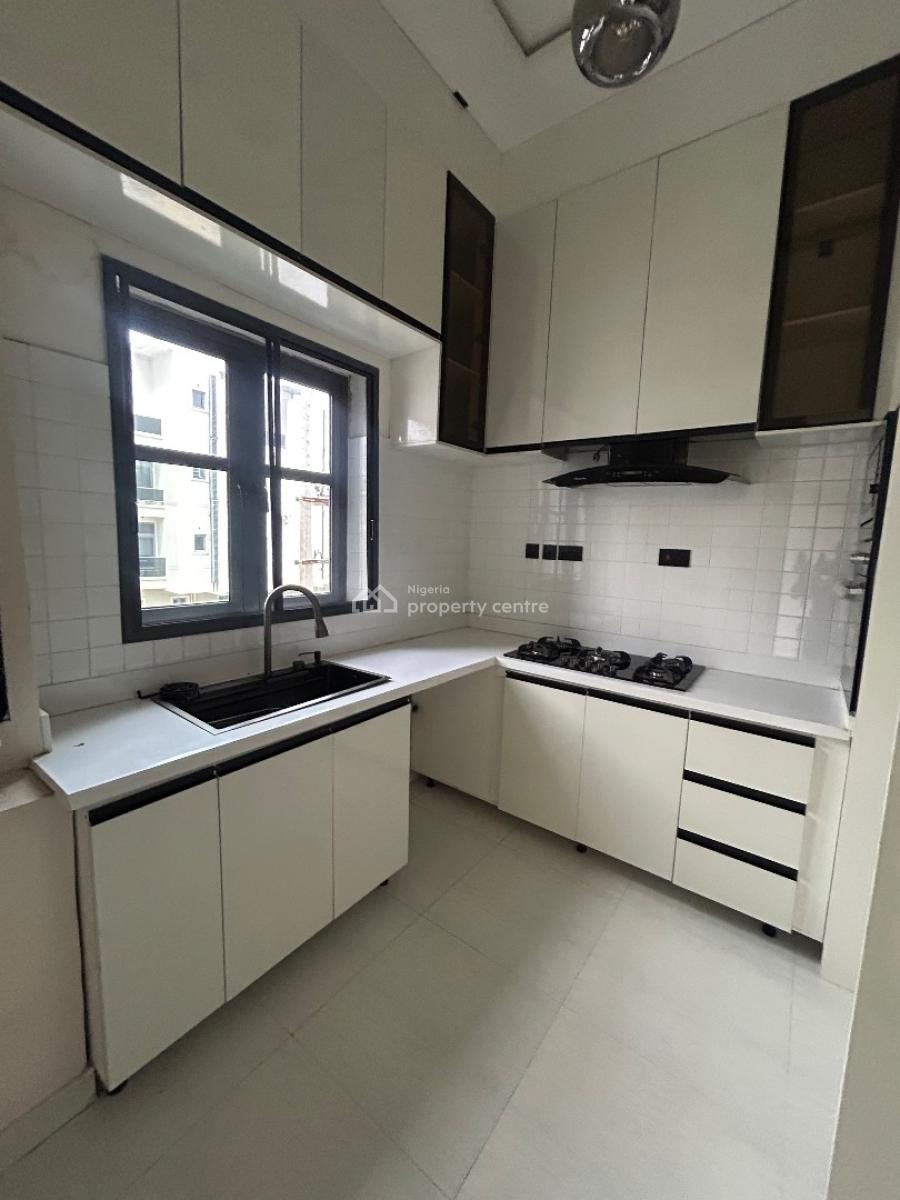 Newly Built 2bedroom Apartment with Bq & Elevator, Lekki Phase 1, Lekki, Lagos, Flat / Apartment for Rent