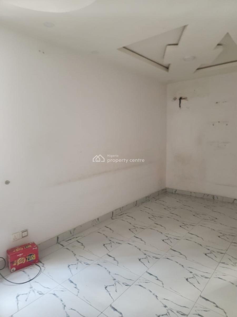 5 Bedroom Semi-detached Duplex with a Bq in an Estate, Osapa, Lekki, Lagos, Semi-detached Duplex for Rent