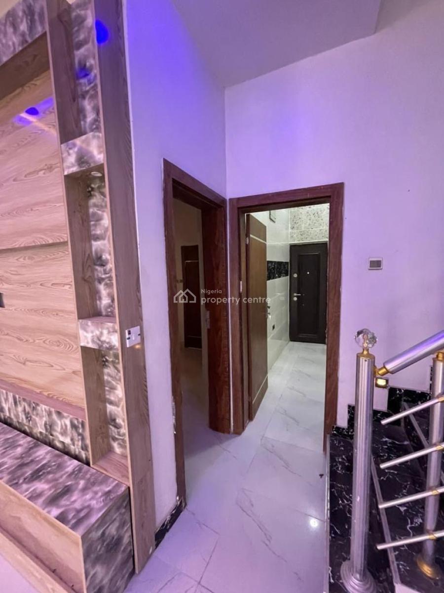 Nice & Spacious 4 Bedroom Terrace Duplex, Orchid, Lekki, Lagos, Terraced Duplex for Sale