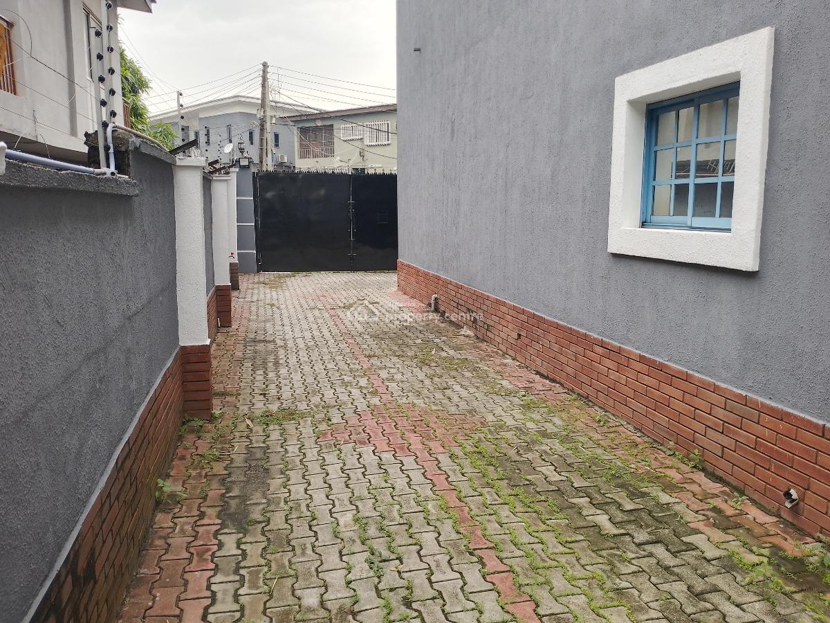 6 Bedroom Fully Detached Office  Duplex with 2 Rooms Bq, Adeniyi Jones Ikeja, Ikeja, Lagos, Office Space for Rent