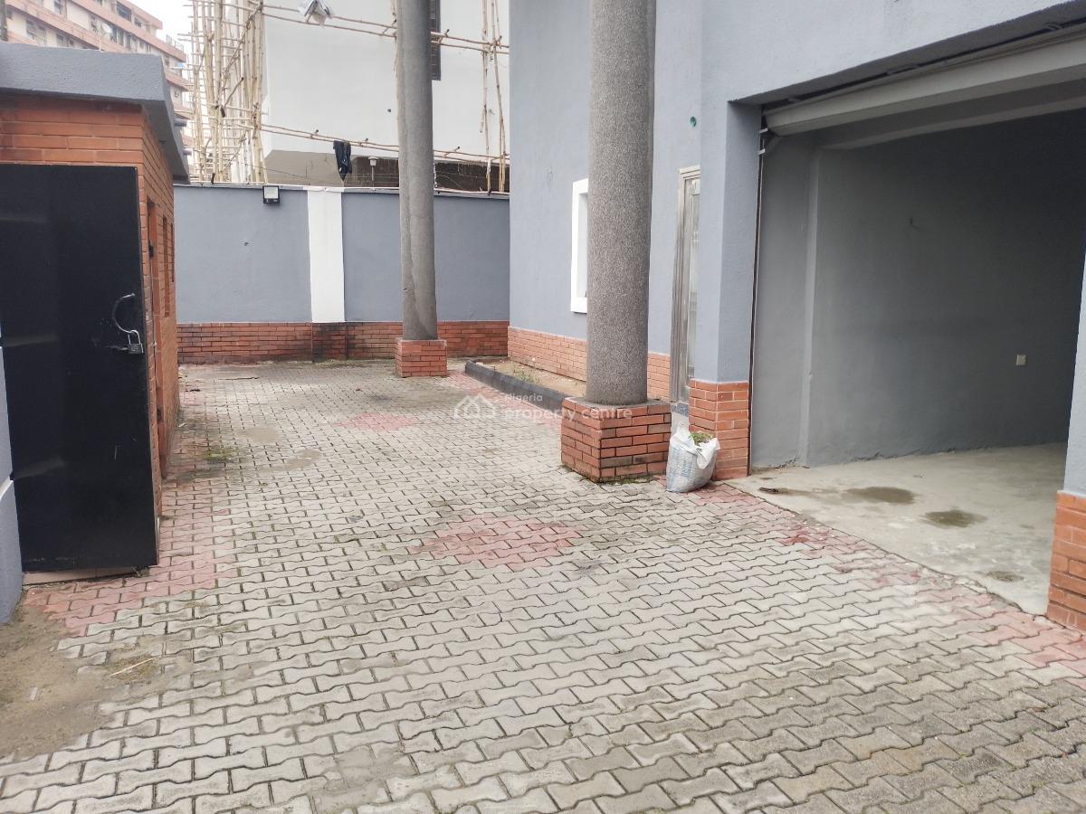 6 Bedroom Fully Detached Office  Duplex with 2 Rooms Bq, Adeniyi Jones Ikeja, Ikeja, Lagos, Office Space for Rent