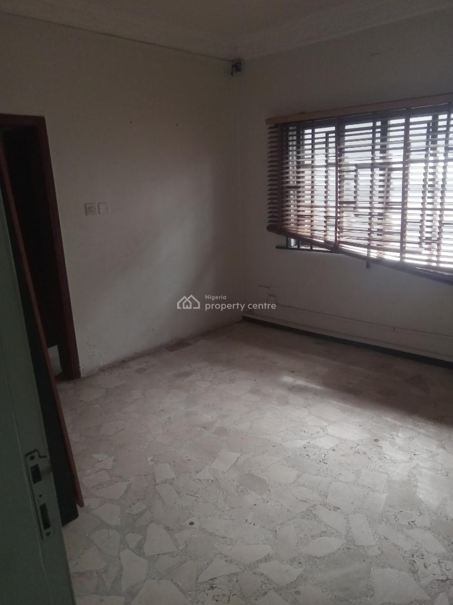 Spacious 7bedroom Detached Duplex Alone in a Compound, Lekki Ph 1, Lekki Phase 1, Lekki, Lagos, House for Rent